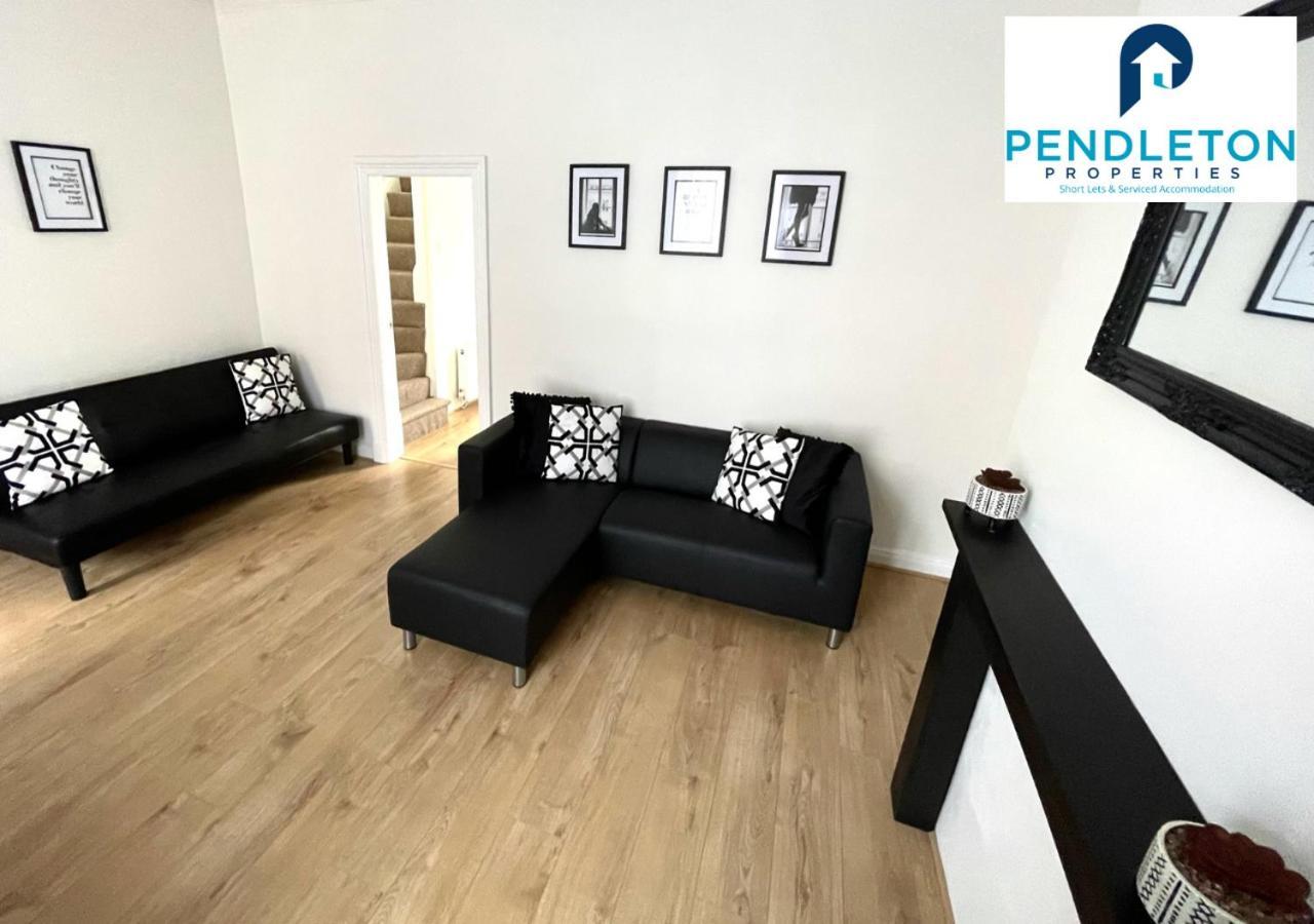 فيلا بريستونفي Modern 3 Bed House With Free Parking And Wi-Fi المظهر الخارجي الصورة